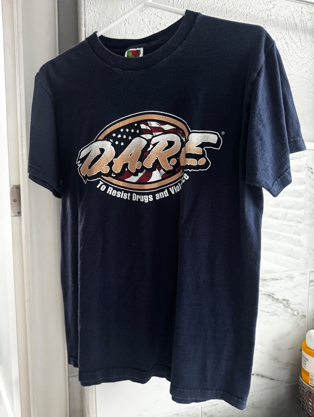 VINTAGE DARE Navy Blue Fruit of the Loom T shirt size M